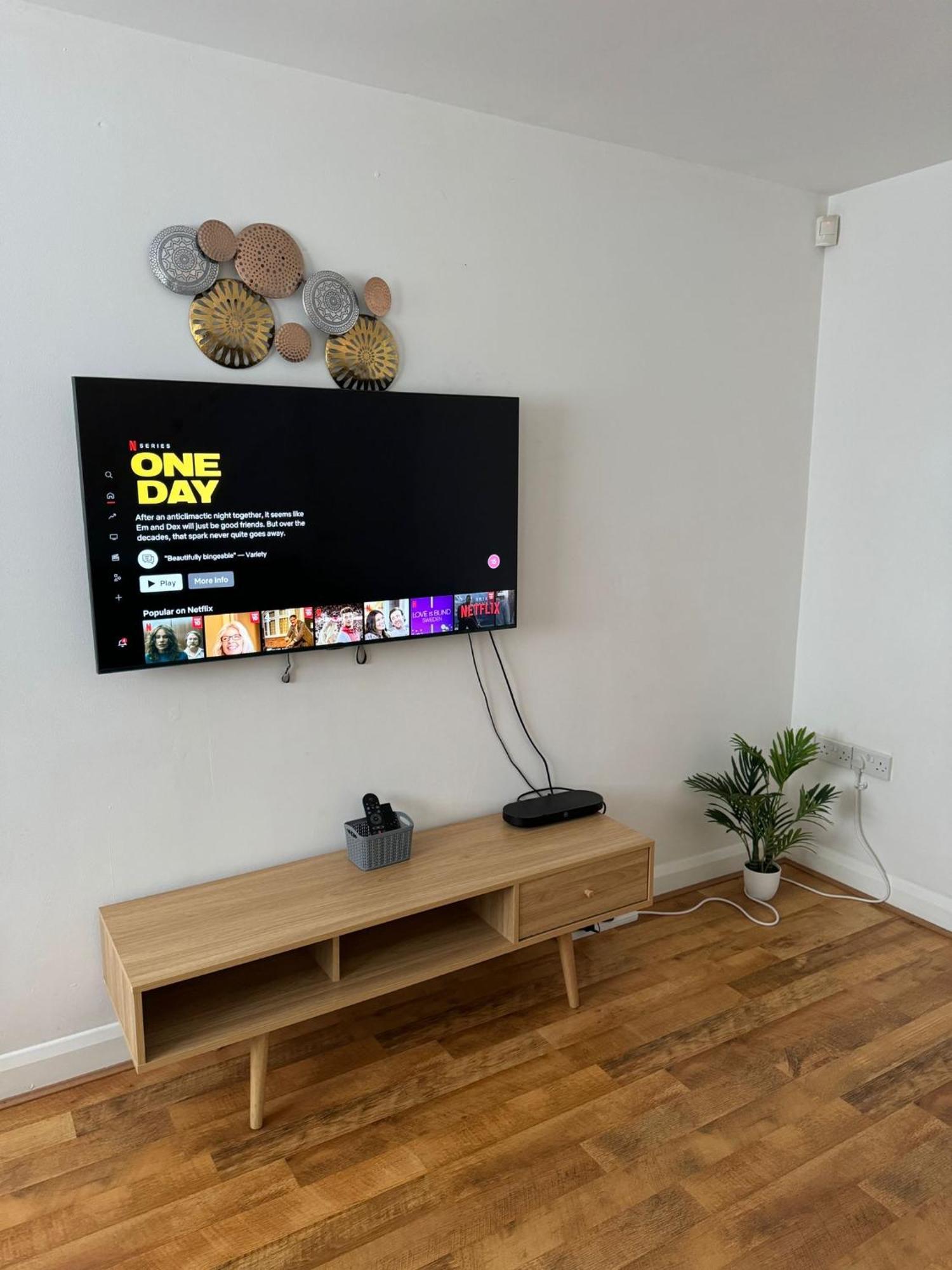 Home Sleeps5-Netflix-Parking-Near City Centre-Etihad-Coop Live Manchester Exterior photo