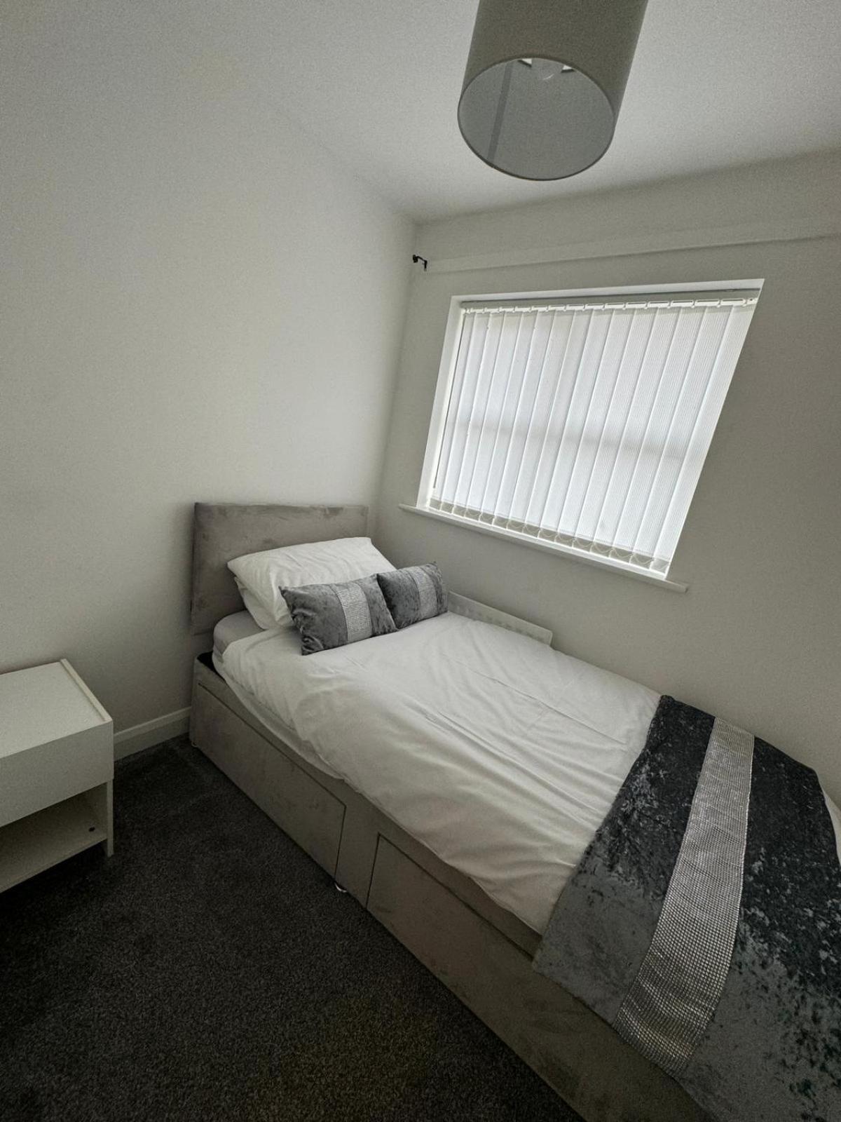 Home Sleeps5-Netflix-Parking-Near City Centre-Etihad-Coop Live Manchester Exterior photo